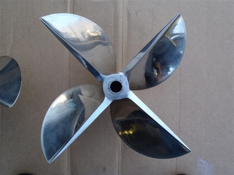 propellers   pair  offshoreonlycom
