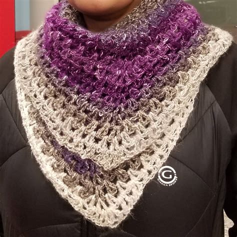 easy  cute  crochet shawl  beginner ladies page