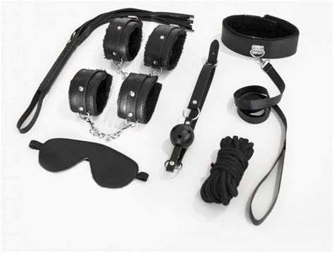 Xsexo Pu Leather 7 Pcs Set Restraint Set Whip Handcuffs Blindfold