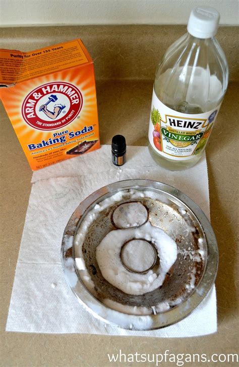 clean  burner pan  baking soda  vinegar  essential oils