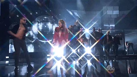 Jennifer Lopez And Iggy Azalea Closed Out The Amas With A Full On