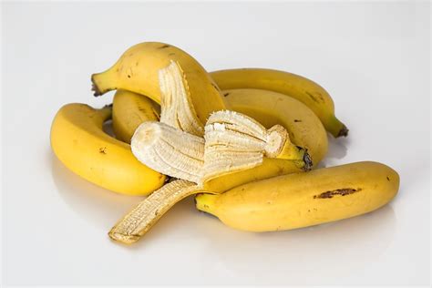 bananas do not make you fat enjoy the goodness healthspresso