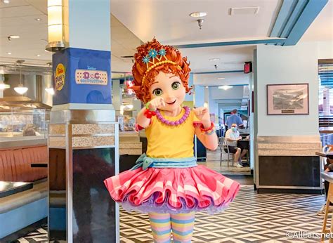 reopened disney junior play  dine breakfast  hollywood