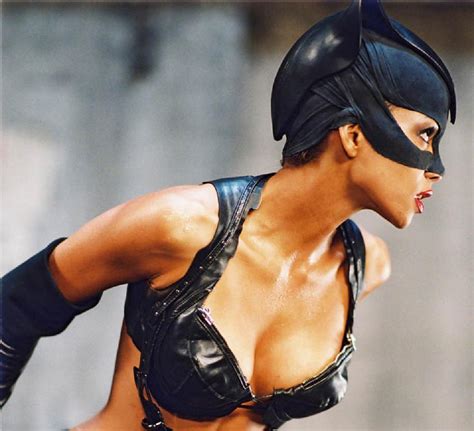 Movie Wallpapers Catwoman Pictures 5 Halle Berry