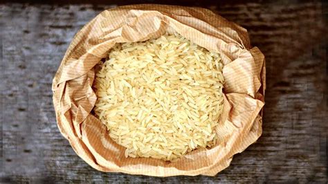 fiber  brown rice  richer  wild  white rice