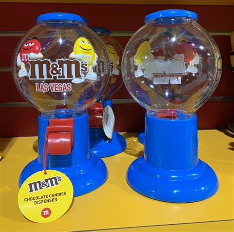 mm world las vegas candy machine dispenser plastic   great