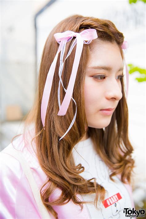 harajuku girls  pink  dip dye hair ribbons candy
