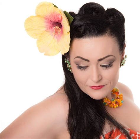 Pin On Shazam Vintage Pin Up Hair Flowers
