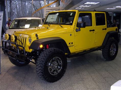 yellow cj jeep