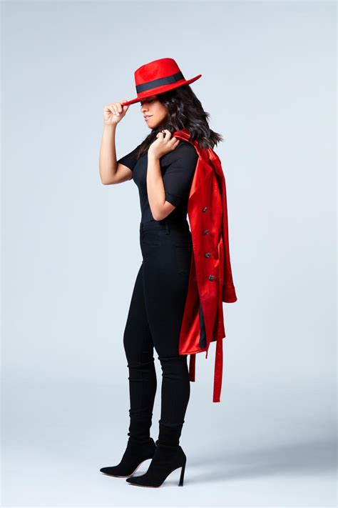 Netflix S Carmen Sandiego Gina Rodriguez Explains How The New Show Is