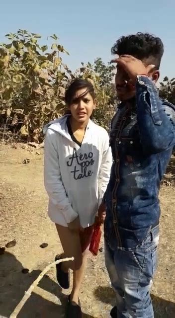 desi teen lovers caught outdoor desi sex blog indian