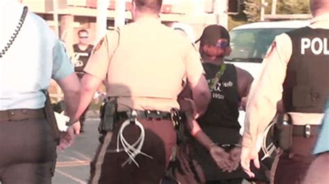 Arrests Witnessed In Ferguson