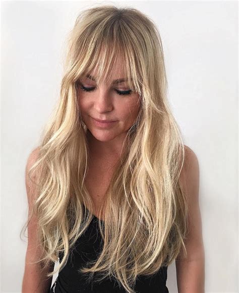 20 Best Wispy Layered Blonde Haircuts With Bangs