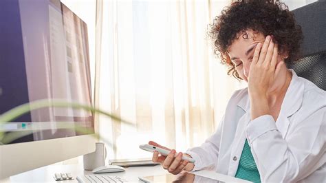 Physician Burnout Continues At Record Levels One Third Feel Hopeless