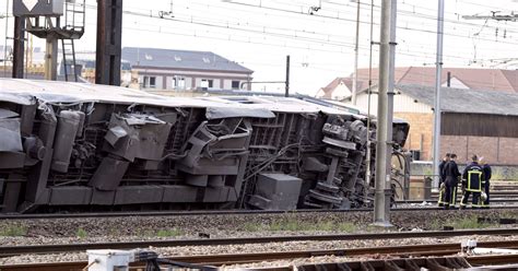 dead  paris train crash
