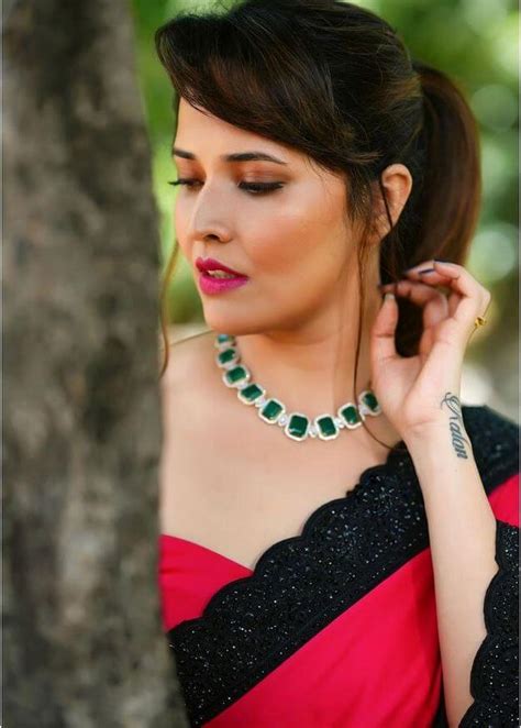 jabardasth anchor anasuya pictures in beautiful saree actress album