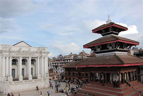 kathmandu city sightseeing  budget friendly himalayas  foot