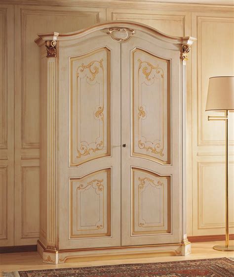 Ideale per nicchie a muro, 12 misure diverse (494 x 2013 millimetri). Armadio in stile classico Settecento | Vimercati Meda