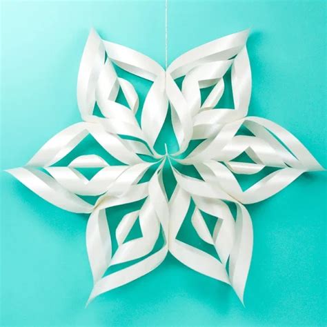 The Beauty Simple Diy 3d Quilling Paper Snowflakes Make An Origami