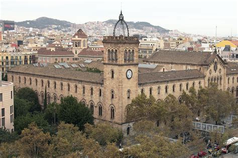 university  barcelona careers  opportunities la trobe university