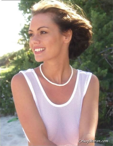 Crissy Moran In Shorts And A Crop Top 4969