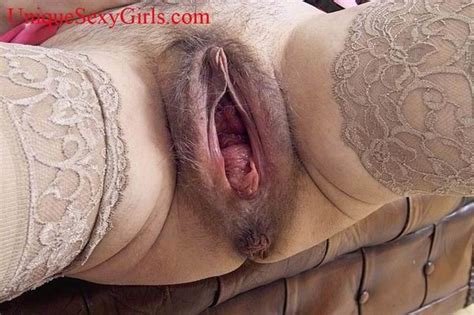 saggy pussy lips
