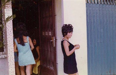 23 candid color snapshots of vietnamese bar girls during the vietnam
