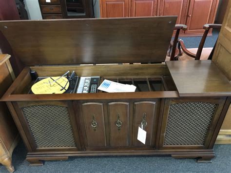 console stereo midtown furniture