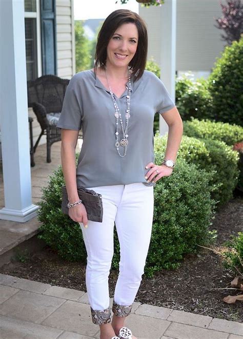 9 Comfy Daily Outfits For Women S Over 40s To Look Charming Fashions