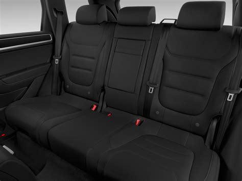image  volkswagen touareg  door tdi lux rear seats size    type gif posted