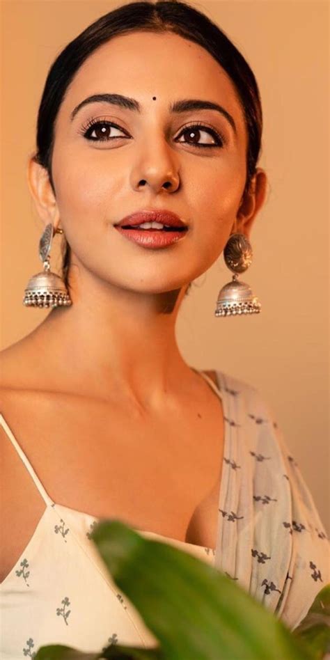 Pin By Sachin Bisht On Rakul Preet Beautiful Girl Face Celebrity