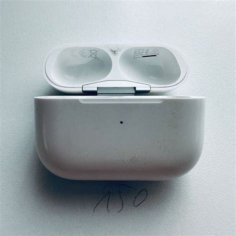 apple ladecase  wireless fuer airpods pro mit garantie kaufen auf ricardo