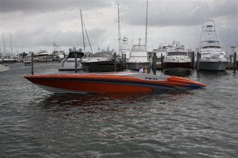 research 2009 hustler powerboats 50 performance yacht