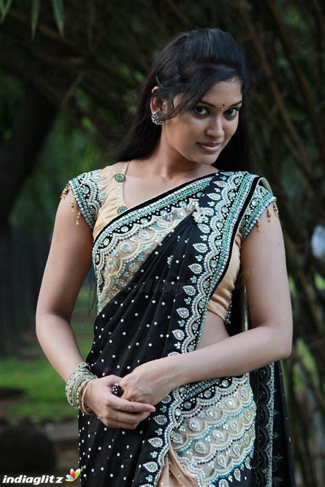 sri priyanka  tamil actress  images gallery stills  clips indiaglitzcom