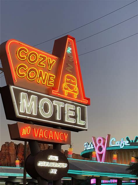 cozy cone motel  flos cafe   background california adventure