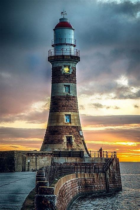 pin  phala cook    beautiful lighthouse lighthouse