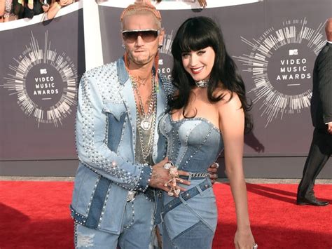 The Craziest Mtv Video Music Awards Outfits Of All Time