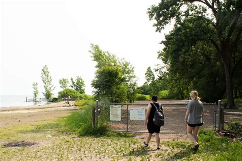 Cherry Beach Is Toronto S Spot For Dance Parties And Sunbathing