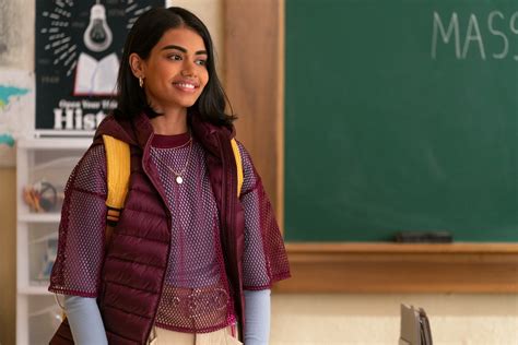 “never Have I Ever” Star Megan Suri On Aneesa And Why We Need Cool Indian