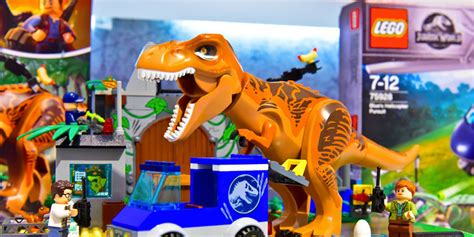 First Lego Jurassic World 2 Fallen Kingdom Set Images