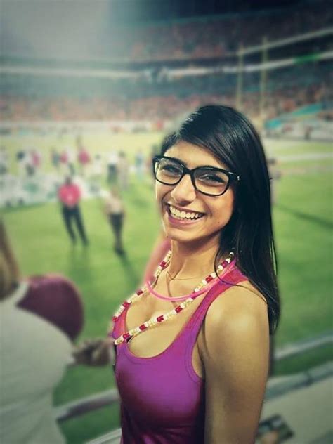 mia khalifa and her proven track record pictures and videos