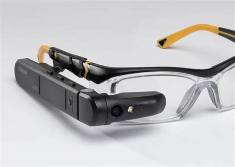 toshiba dynaedge ar smart glasses launch   geeky gadgets