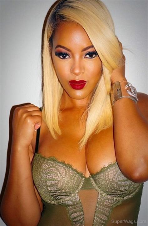 Malaysia Pargo Looking Hot Super Wags Hottest Wives And Girlfriends