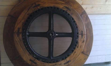 roue photo de mobilier brocante  air dantan