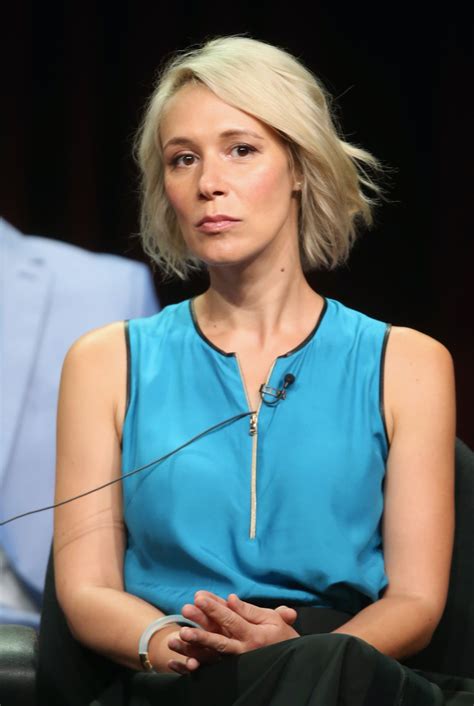 Paris Geller Aka Liza Weil Went From Gilmore Girls To Running All