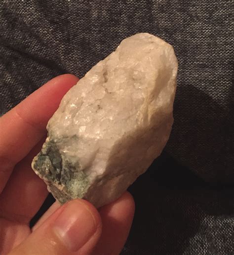 weisser funkelnder stein steine edelsteine mineralien