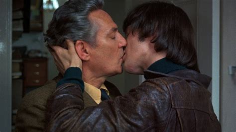 same sex kissing in film an essay dc filmdomdc filmdom entertainment reviews by michael