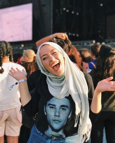 festival outfit hijab notitle kasual konser wanita
