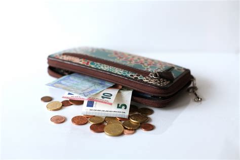 kostenlose foto geld brieftasche kasse geldboerse waehrung euro kleingeld banknote