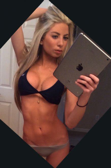 Perfect Body In This Selfie Porn Pic Eporner